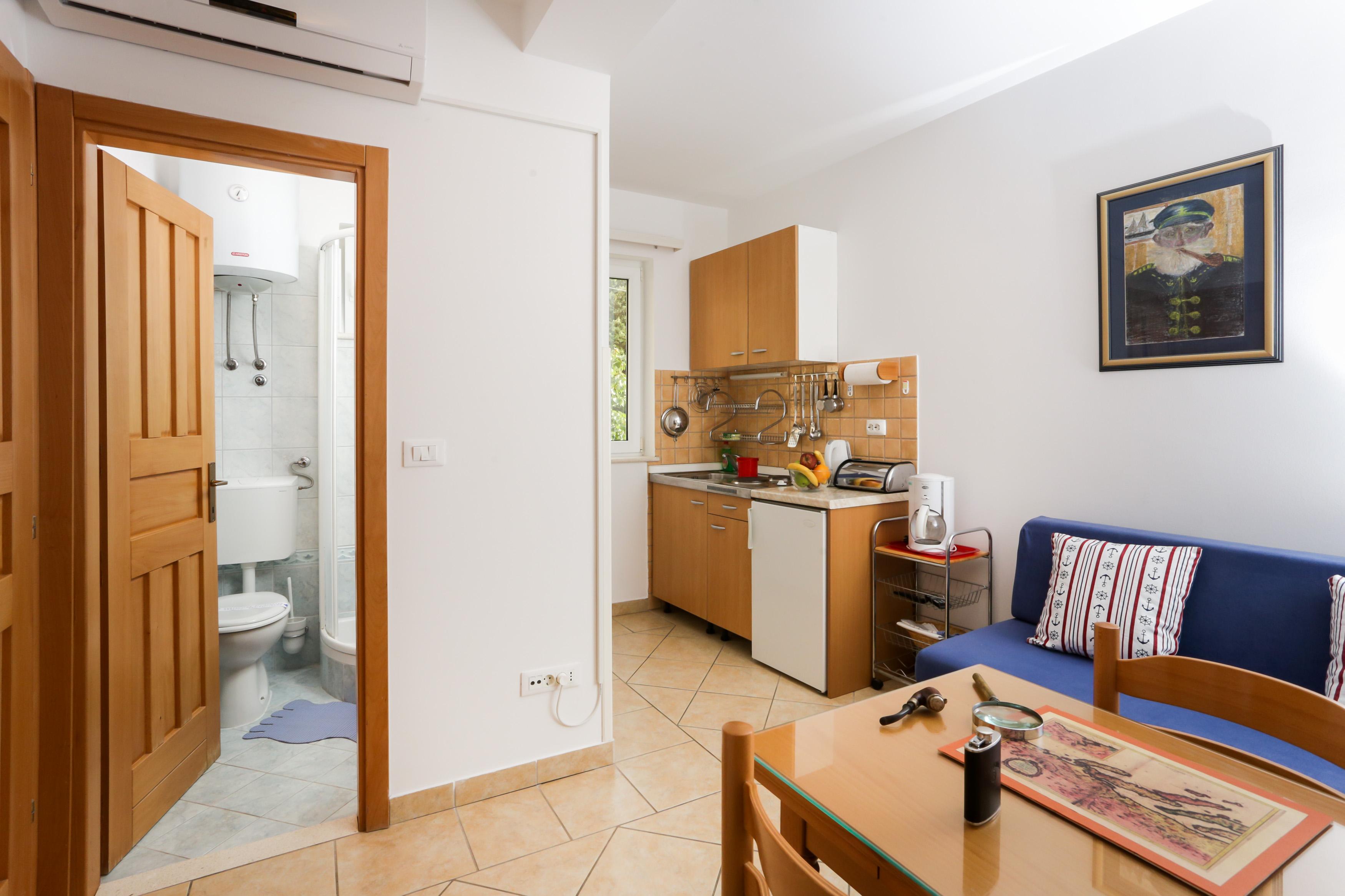 K-apartments *